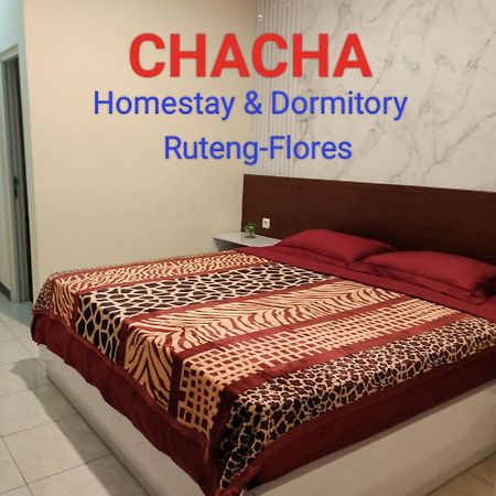 Chacha Homestay&Dormitory Ruteng Exterior foto